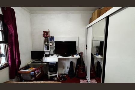 Casa à venda com 108m², 2 quartos e 2 vagasQuarto 2