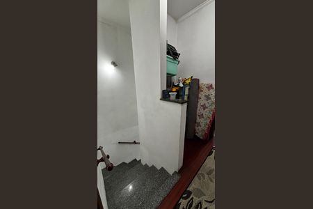 Casa à venda com 108m², 2 quartos e 2 vagasCorredor