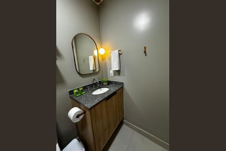 Banheiro de kitnet/studio à venda com 1 quarto, 23m² em Centro Histórico de São Paulo, São Paulo