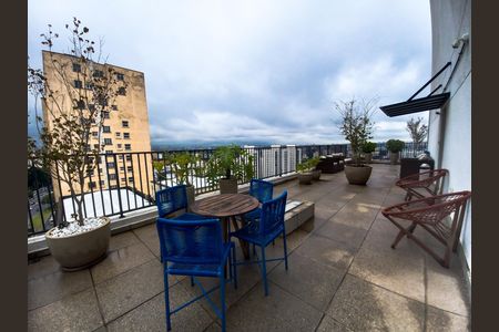 Studio à venda com 23m², 1 quarto e 1 vaga Studio à venda com 23m², 1 quarto e 1 vagaCobertura-Rooftop