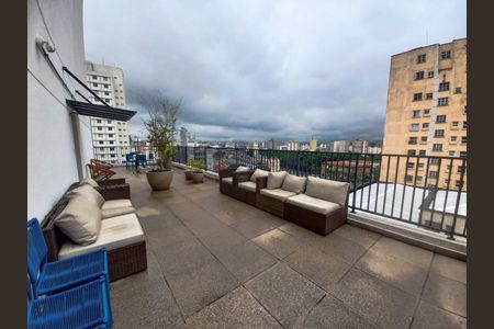 Studio à venda com 23m², 1 quarto e 1 vaga Studio à venda com 23m², 1 quarto e 1 vagaCobertura-Rooftop