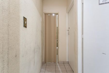Casa para alugar com 28m², 2 quartos e sem vaga Casa para alugar com 28m², 2 quartos e sem vagaHall do Quarto