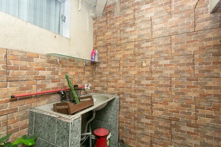 Casa para alugar com 28m², 2 quartos e sem vaga Casa para alugar com 28m², 2 quartos e sem vagaÁrea de Serviço