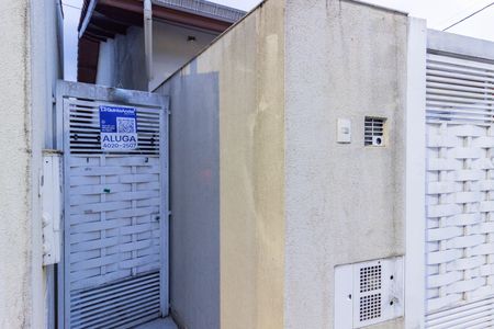 Casa de condomínio para alugar com 50m², 2 quartos e sem vaga Casa de condomínio para alugar com 50m², 2 quartos e sem vagaFachada