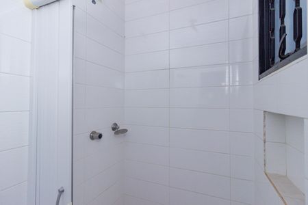 Casa de condomínio para alugar com 50m², 2 quartos e sem vaga Casa de condomínio para alugar com 50m², 2 quartos e sem vagaBanheiro