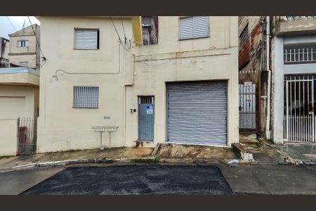 Casa para alugar com 35m², 1 quarto e sem vagaFachada