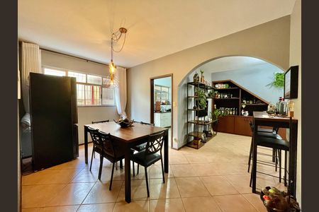 Apartamento à venda com 117m², 3 quartos e 1 vaga