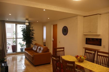 Apartamento à venda com 108m², 4 quartos e 2 vagasSala 