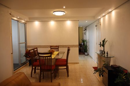 Apartamento à venda com 108m², 4 quartos e 2 vagasSala 