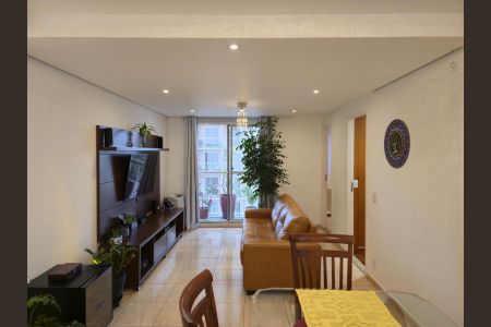 Sala  de apartamento à venda com 4 quartos, 108m² em Vila das Bandeiras, Guarulhos