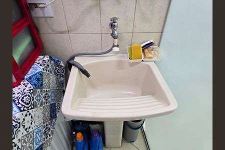 Apartamento à venda com 108m², 4 quartos e 2 vagas Apartamento à venda com 108m², 4 quartos e 2 vagasÁrea de Serviço