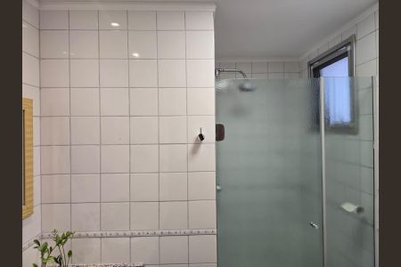 Apartamento à venda com 108m², 4 quartos e 2 vagas Apartamento à venda com 108m², 4 quartos e 2 vagasBanheiro Social