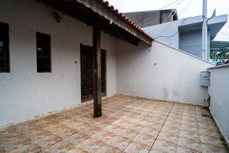 Casa para alugar com 250m², 3 quartos e 4 vagas Casa para alugar com 250m², 3 quartos e 4 vagasQuintal