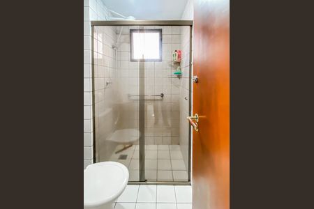 Apartamento à venda com 48m², 2 quartos e 1 vaga Apartamento à venda com 48m², 2 quartos e 1 vagaBanheiro
