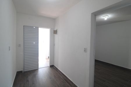 Sala de casa para alugar com 1 quarto, 45m² em Jardim Santa Barbara, São Paulo
