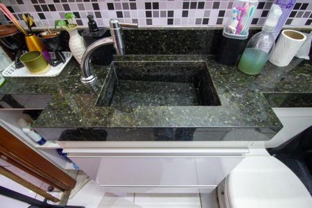 Apartamento para alugar com 64m², 2 quartos e 1 vaga Apartamento para alugar com 64m², 2 quartos e 1 vagaBanheiro