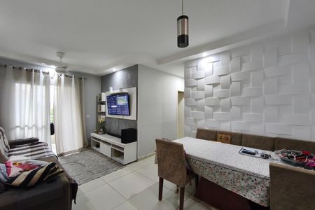 Sala de apartamento para alugar com 3 quartos, 78m² em Jardim Santa Eudoxia, Campinas