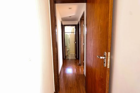 Apartamento à venda com 145m², 3 quartos e 3 vagasCorredor