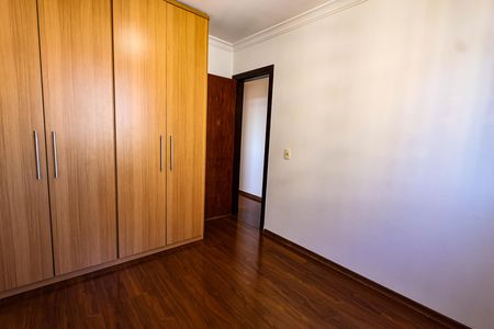Apartamento à venda com 145m², 3 quartos e 3 vagasQuarto 2