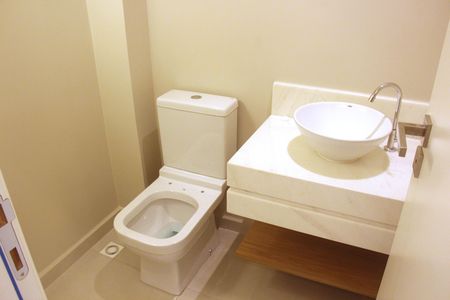Apartamento para alugar com 84m², 2 quartos e 1 vagaLavabo