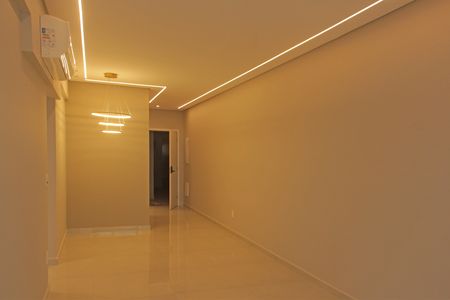 Apartamento para alugar com 84m², 2 quartos e 1 vagaSala