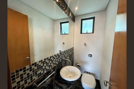 Apartamento para alugar com 364m², 4 quartos e 4 vagas