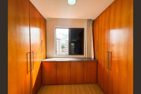 Apartamento para alugar com 364m², 4 quartos e 4 vagas