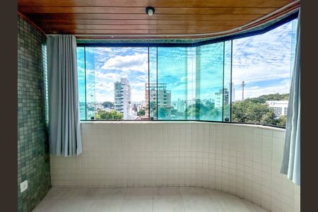 Apartamento para alugar com 364m², 4 quartos e 4 vagas