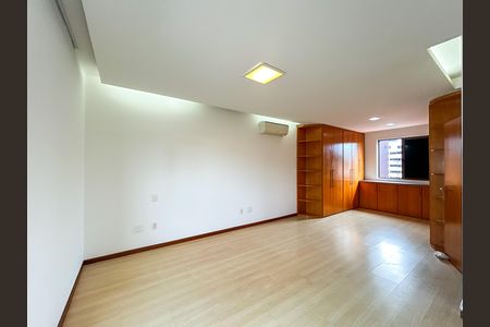 Apartamento para alugar com 364m², 4 quartos e 4 vagas
