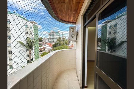Apartamento para alugar com 364m², 4 quartos e 4 vagas