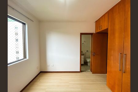 Apartamento para alugar com 364m², 4 quartos e 4 vagas