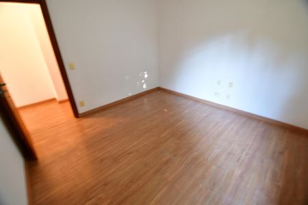 Quarto 2 de casa para alugar com 3 quartos, 210m² em Chácara Santa Margarida, Campinas