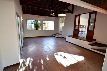 Sala de casa para alugar com 3 quartos, 210m² em Chácara Santa Margarida, Campinas