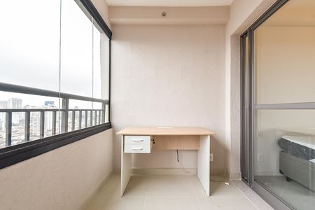 Varanda de kitnet/studio para alugar com 1 quarto, 32m² em Ipiranga, São Paulo