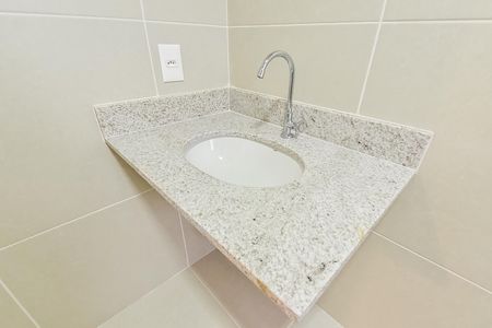 Studio para alugar com 32m², 1 quarto e sem vaga Studio para alugar com 32m², 1 quarto e sem vagaBanheiro