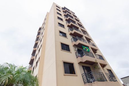 Apartamento à venda com 41m², 1 quarto e 1 vaga Apartamento à venda com 41m², 1 quarto e 1 vagaFachada