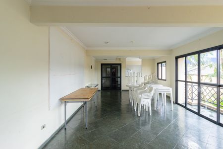 Apartamento à venda com 41m², 1 quarto e 1 vaga Apartamento à venda com 41m², 1 quarto e 1 vagaÁrea comum - Salão de festas