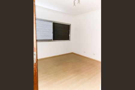 Casa para alugar com 2 quartos, 157m² em Vila Pedrosa, São Paulo