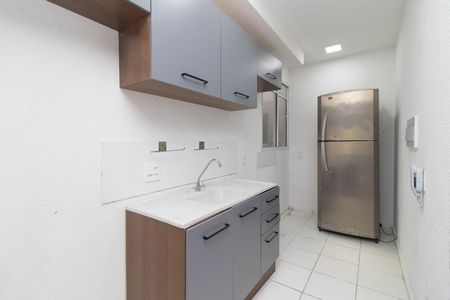 Apartamento para alugar com 46m², 2 quartos e 2 vagas Apartamento para alugar com 46m², 2 quartos e 2 vagasCozinha