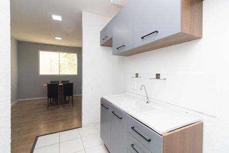 Apartamento para alugar com 46m², 2 quartos e 2 vagas Apartamento para alugar com 46m², 2 quartos e 2 vagasCozinha