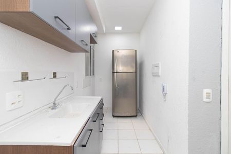 Apartamento para alugar com 46m², 2 quartos e 2 vagas Apartamento para alugar com 46m², 2 quartos e 2 vagasCozinha