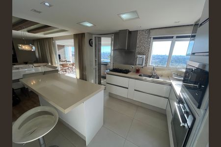 Cozinha de apartamento à venda com 3 quartos, 141m² em Jardim Colombo, São Paulo