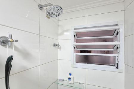 Apartamento à venda com 130m², 4 quartos e 3 vagas Apartamento à venda com 130m², 4 quartos e 3 vagasBanheiro da Suíte 1