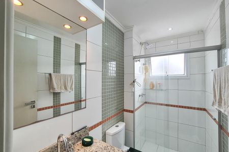 Apartamento à venda com 130m², 4 quartos e 3 vagas Apartamento à venda com 130m², 4 quartos e 3 vagasBanheiro da Suíte 3