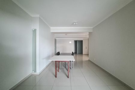 Apartamento à venda com 130m², 4 quartos e 3 vagas Apartamento à venda com 130m², 4 quartos e 3 vagasÁrea comum - Salão de festas