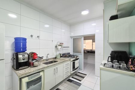 Apartamento à venda com 130m², 4 quartos e 3 vagas Apartamento à venda com 130m², 4 quartos e 3 vagasCozinha