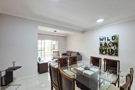 Apartamento à venda com 130m², 4 quartos e 3 vagas Apartamento à venda com 130m², 4 quartos e 3 vagasSala