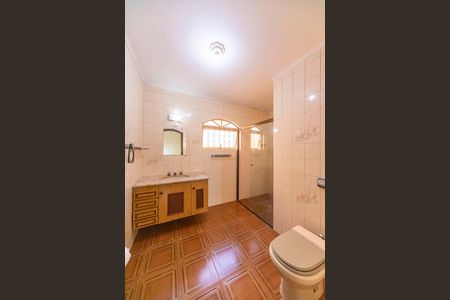 Casa para alugar com 168m², 3 quartos e 3 vagas Casa para alugar com 168m², 3 quartos e 3 vagasBanheiro Social