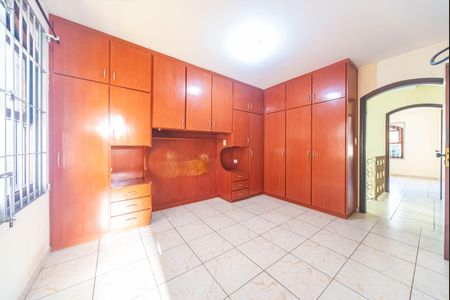 Casa para alugar com 168m², 3 quartos e 3 vagas Casa para alugar com 168m², 3 quartos e 3 vagasQuarto 3