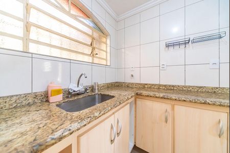 Casa para alugar com 168m², 3 quartos e 3 vagas Casa para alugar com 168m², 3 quartos e 3 vagasCozinha